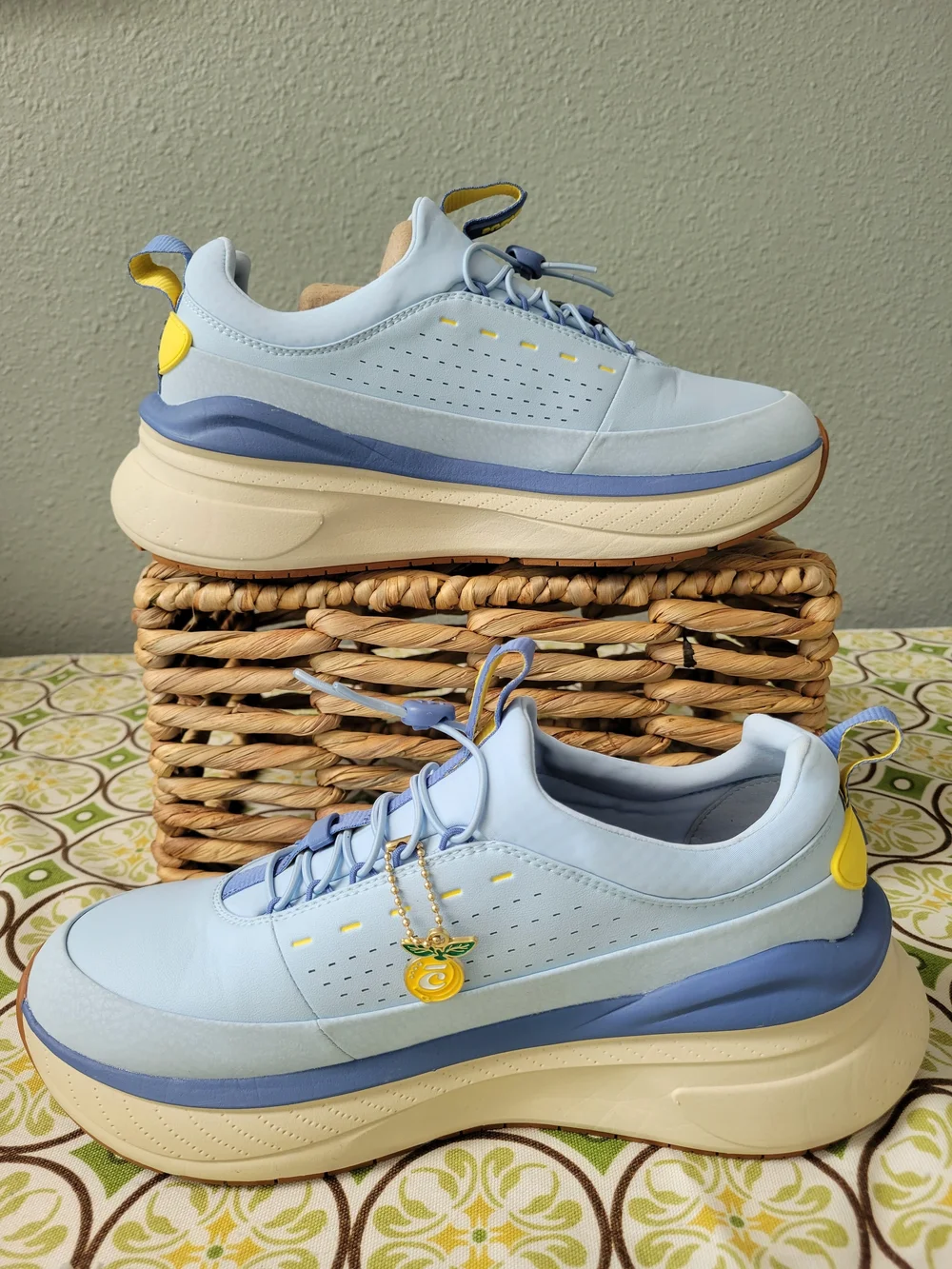 Clove Women's Forte 2 Blue Lemon Sneakers Shoes Size 10  Nursing Healthcare